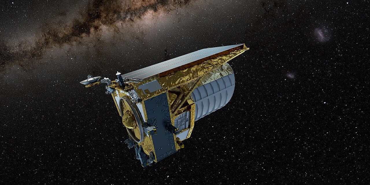 Euclid spacecraft looking into the Universe
